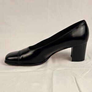 Eddie Bauer Black Leather Heels – Made in Italy – Size 7.5M
